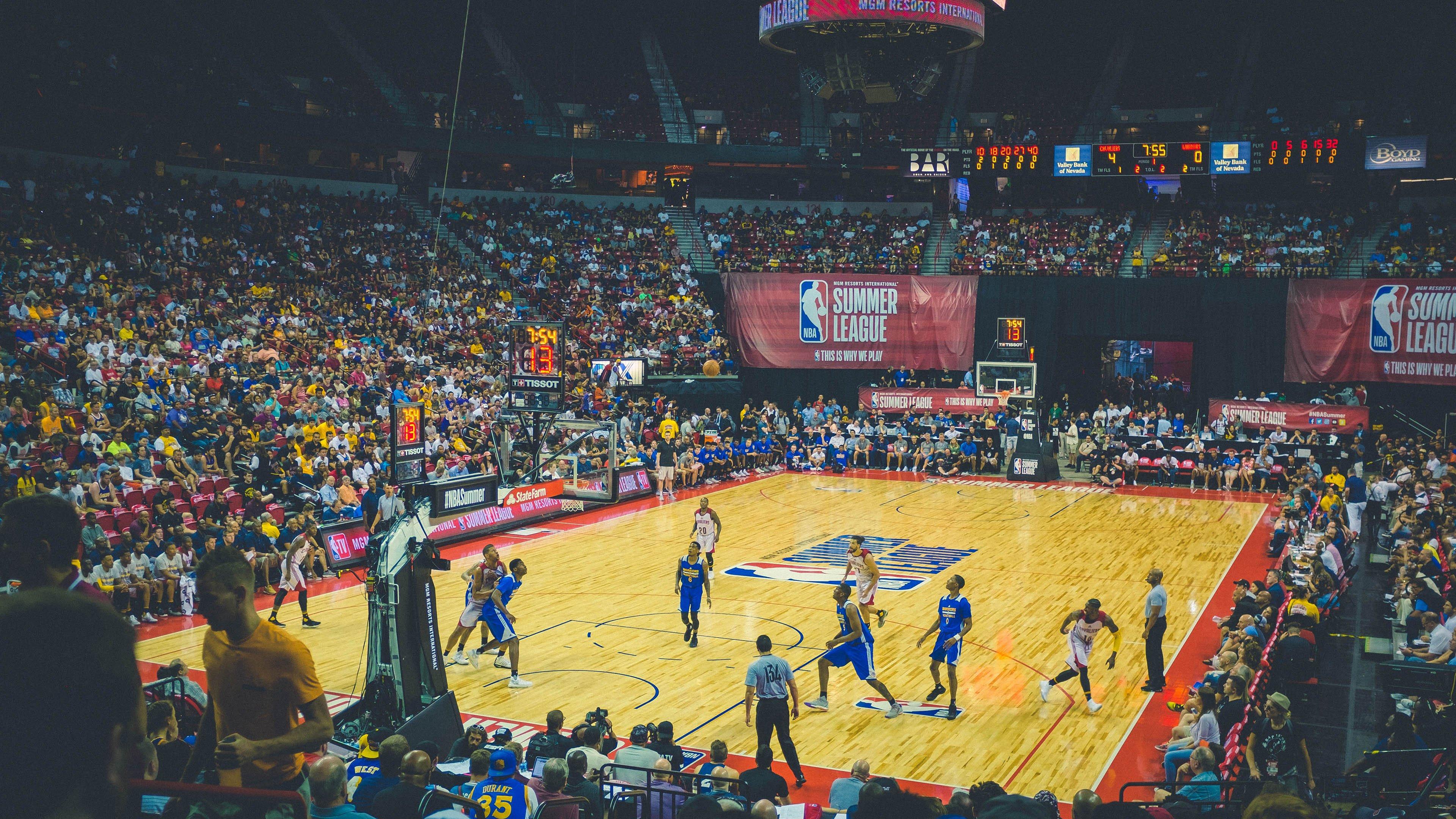 人的成见是一座大山!谁说浓眉不能打4号位?