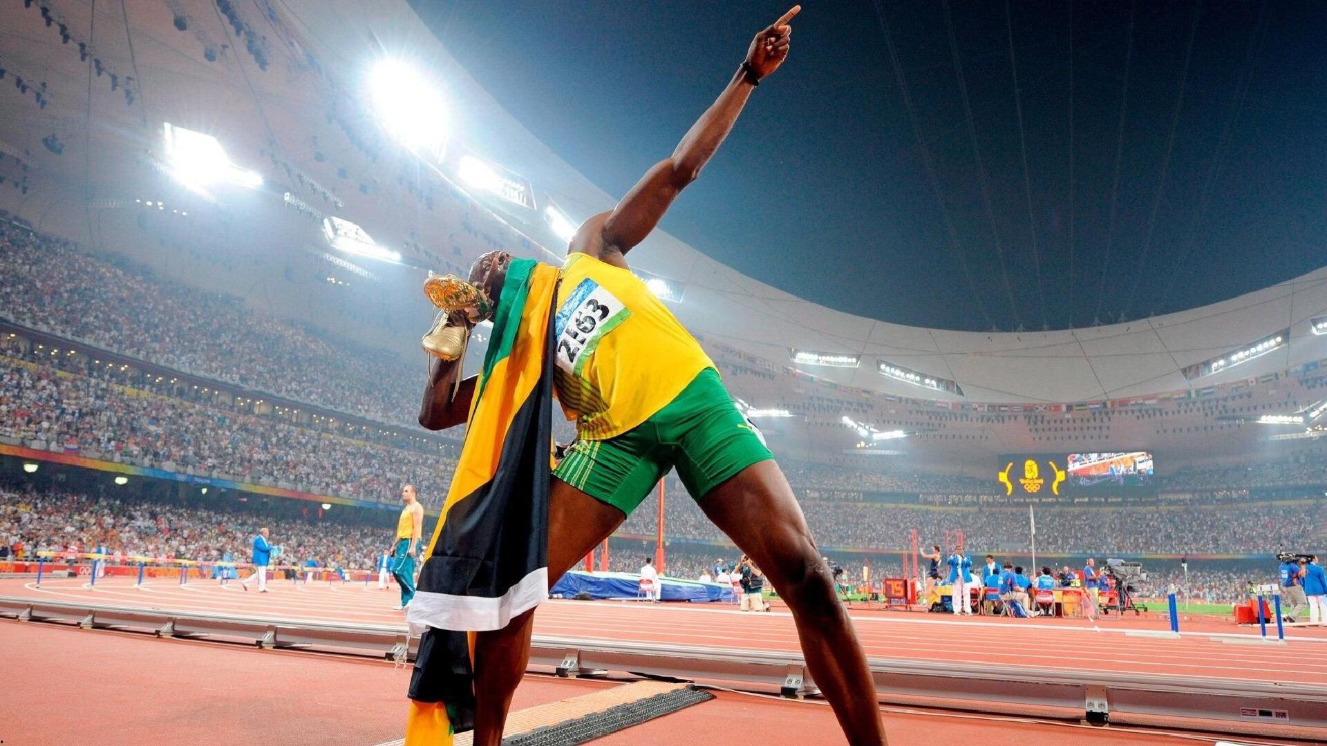 转会博弈升级，利物浦坚持买断基耶萨，尤文